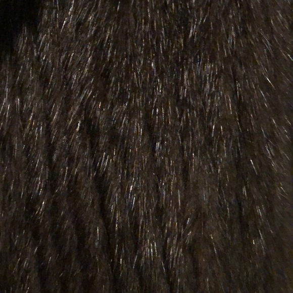 Saga mink jacket - Picture 4 of 10